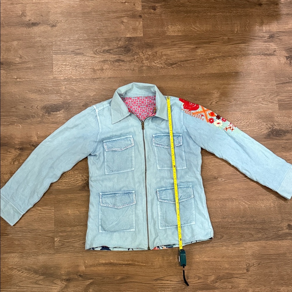Avani Sel Amour Reversible Embroidered Jacket